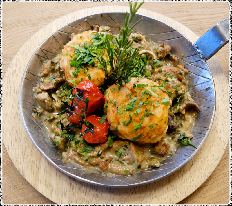 Saisonale Gerichte vom Restaurant Cortina